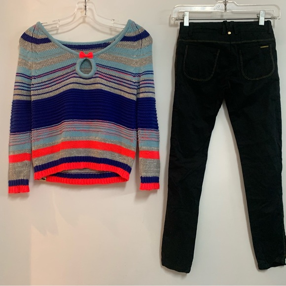 Little Marc Jacobs Striped Open Back Sweater - Picture 12 of 13